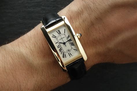 uhr wie cartier tank